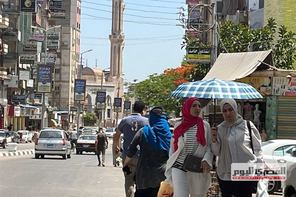 تحذير: طقس الأسبوع في مصر يتوعد بحرارة شديدة ورياح نشطة تثير الغبار والأتربة!