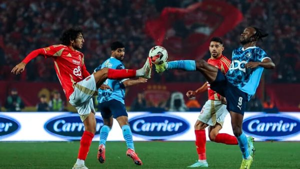 قبل مواجهة السبت.. تاريخ الصراعات بين الأهلي وبيراميدز في الدوري المصري