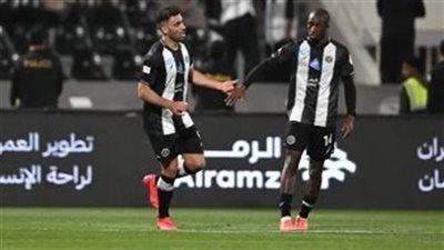 التشكيلة الرسمية تكشف عن مفاجآت مثيرة لمباراة الشباب والخليج في دوري روشن السعودي