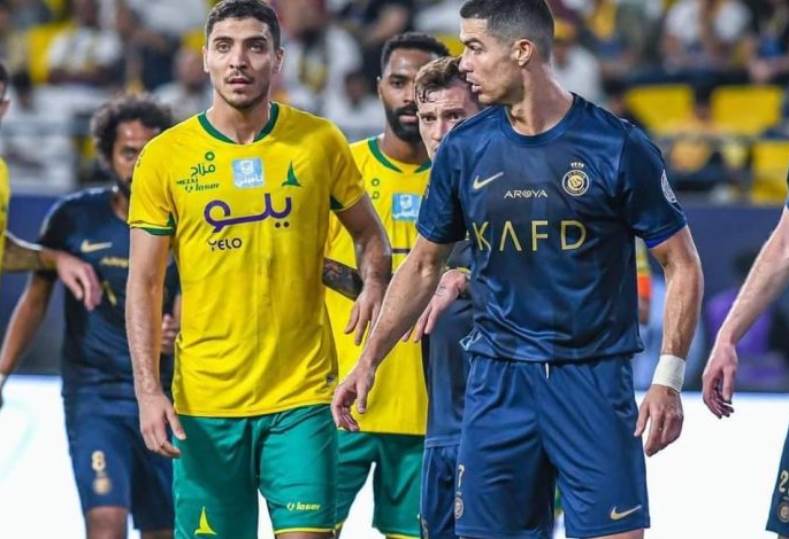 موعد مثير ومنتظر.. كل ما تريد معرفته عن مباراة الشباب ضد الخليج والقناة المميزة لبث اللقاء!