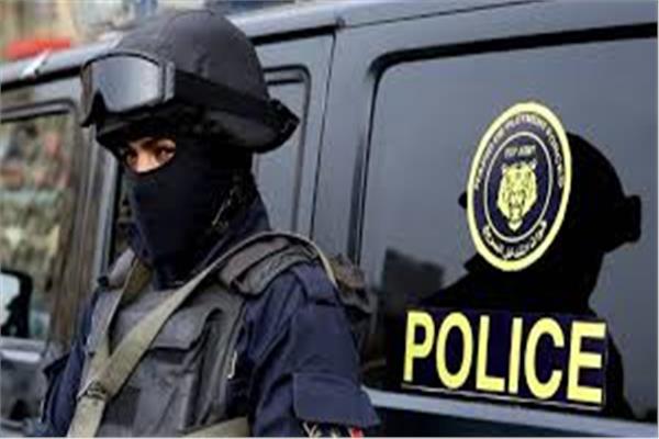 شبكة غسيل أموال عملاقة تنشر ثرواتها على تيك توك: سيارات فارهة وعقارات بالملايين تحت الضوء
