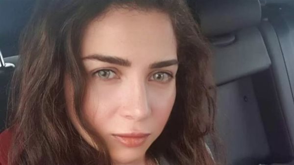 سر غياب مي عزالدين عن الشاشة لسبع سنوات: تكشف الحقيقة وتكشف عن عودتها المرتقبة!