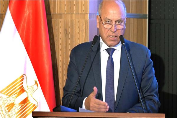 قرار قوي وصارم من كامل الوزير بشأن حادث قطار مطروح.. فصل فوري لمن يثبت إدانته!