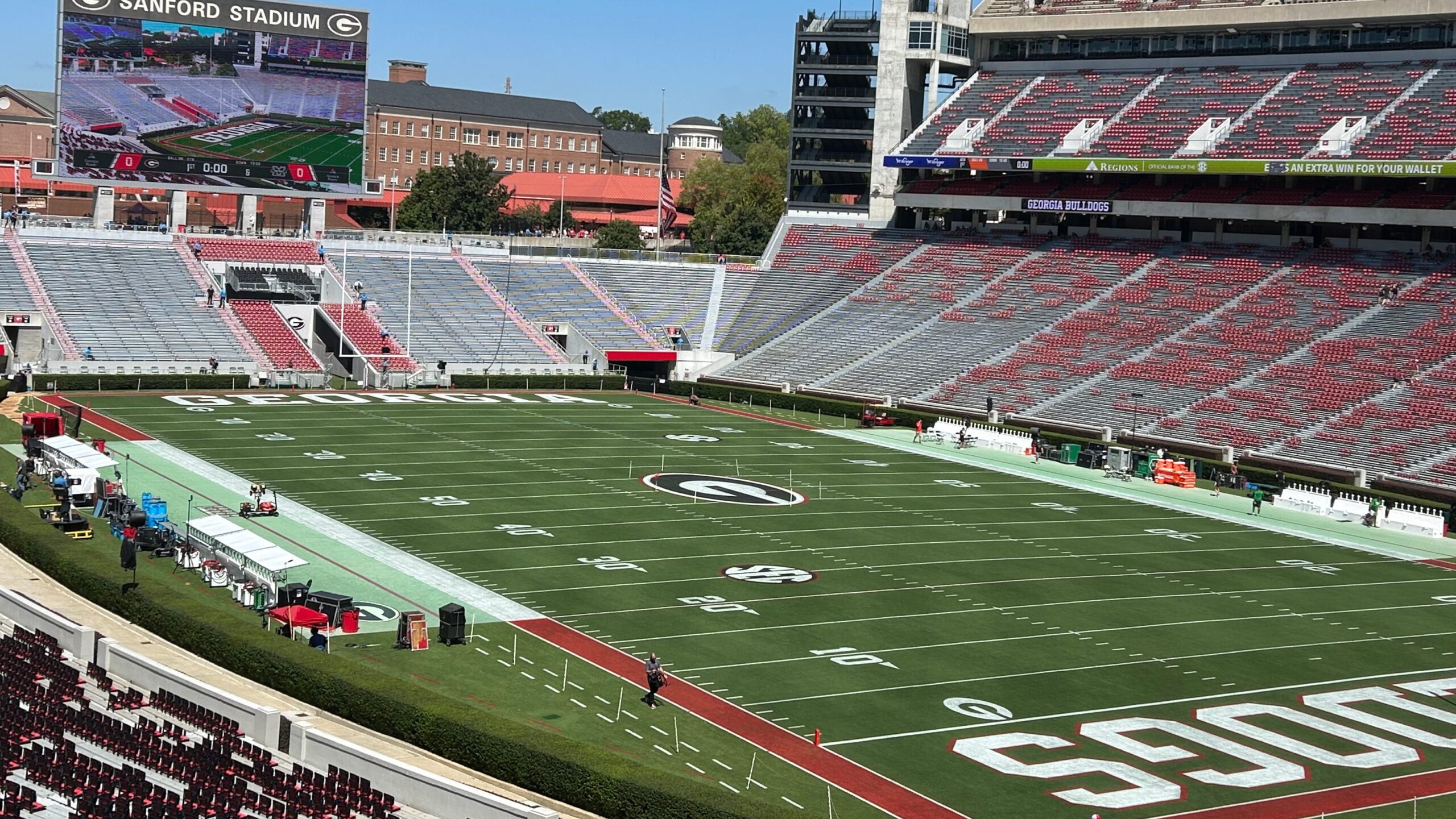 Georgia Bulldogs clash with Marshall Thundering Herd: Exciting live updates, start time, and TV channel revealed!