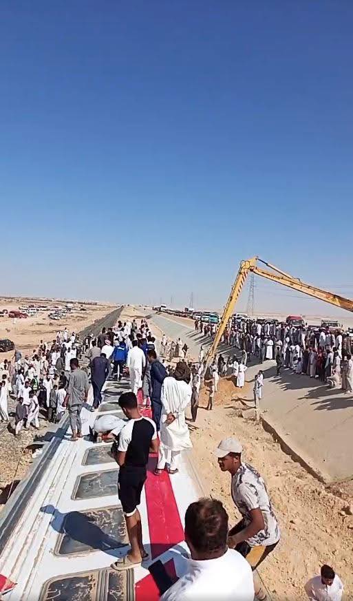 كارثة قطار تهز مصر.. ضحايا ومصابون في حادث مروع بمحافظة مطروح