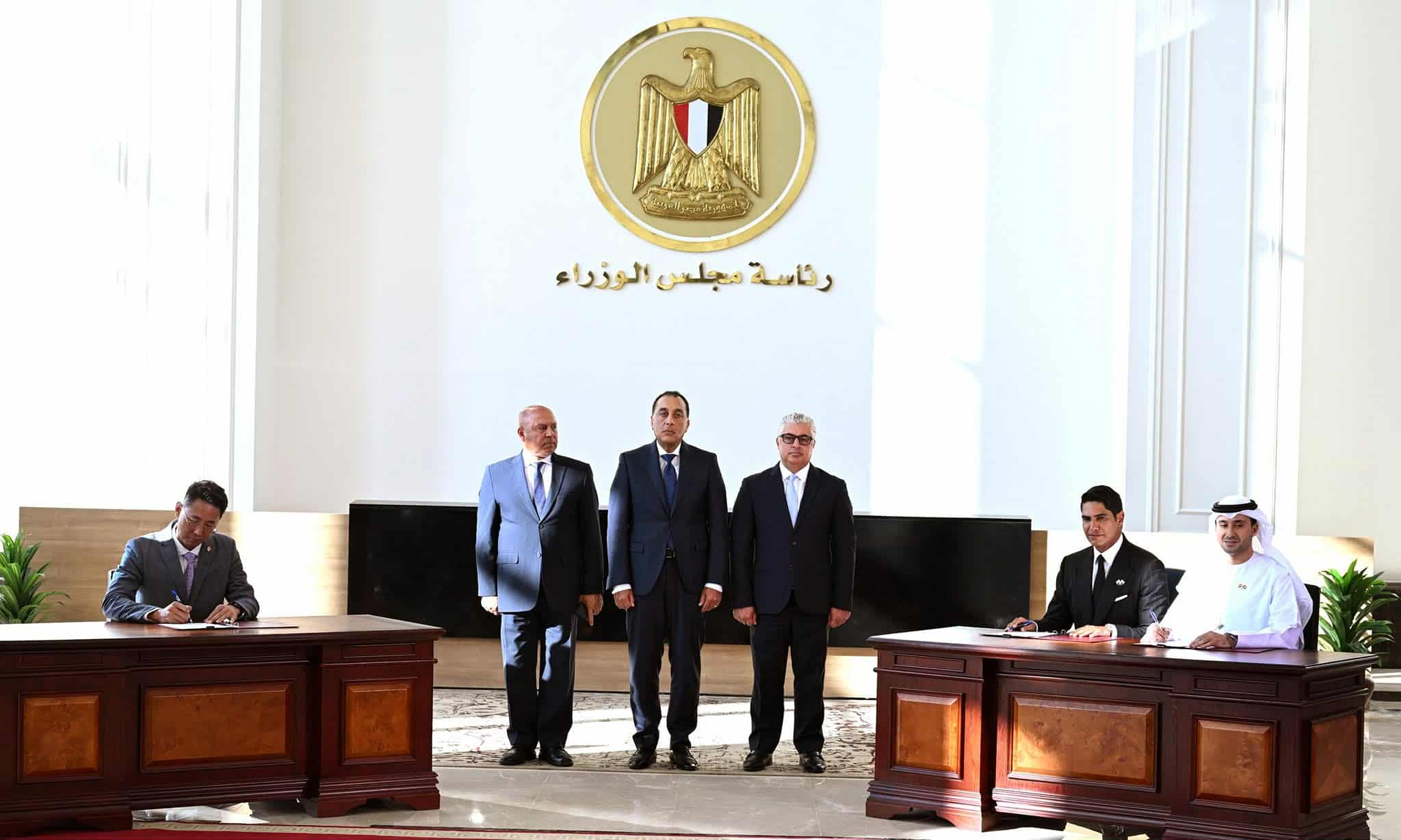 مصر تدشن مشروع "أتوم سولار مصر" لتوطين صناعة الطاقة الشمسية وتخزين الطاقة بقدرة 2 جيجاوات و1 جيجاوات/ساعة