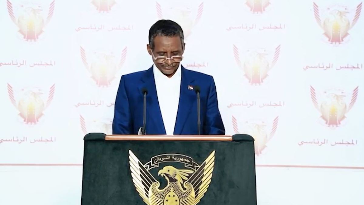 تتويج حميدتي برئاسة المجلس الرئاسي في السودان الجديد: خطوة نحو الاستقرار والتغيير