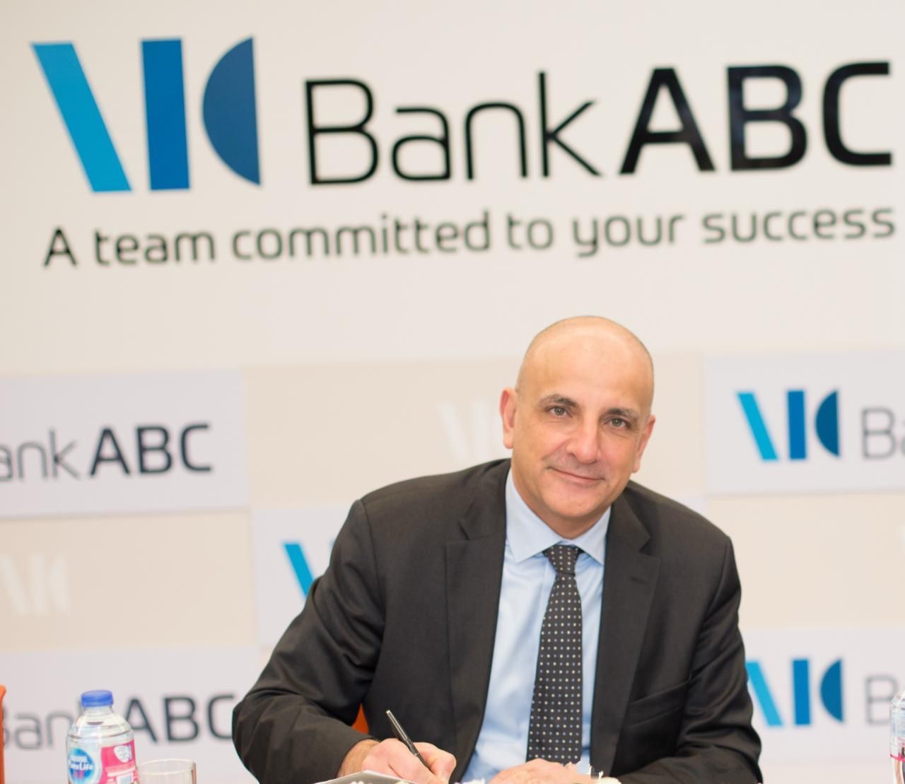 صدمة في عالم البنوك: أرباح بنك ABC مصر تسجل قفزة هائلة بنسبة 14% خلال النصف الأول من عام 2025!