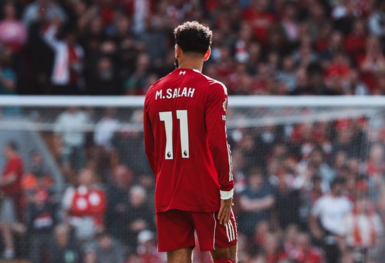 محمد صلاح يقود ليفربول للفوز 3-0 على آرسنال في الدوري الإنجليزي الممتاز