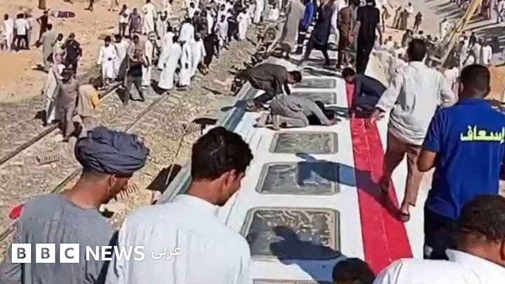 قطار مطروح: انقلاب مروع وتحقيق في الحادث يكشف تحديات سلامة الركاب في مصر